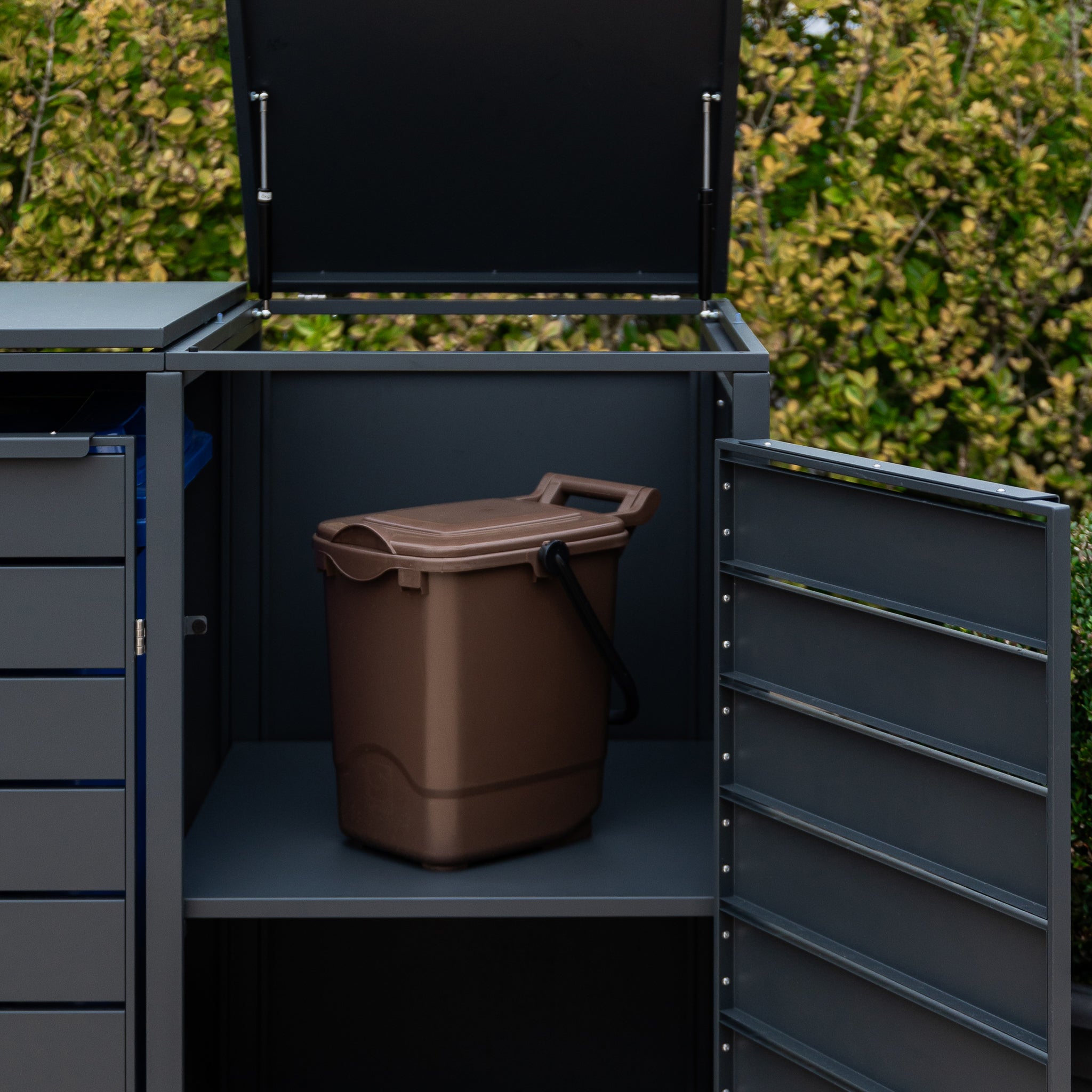 Innest -  Metal Bin Store - Triple